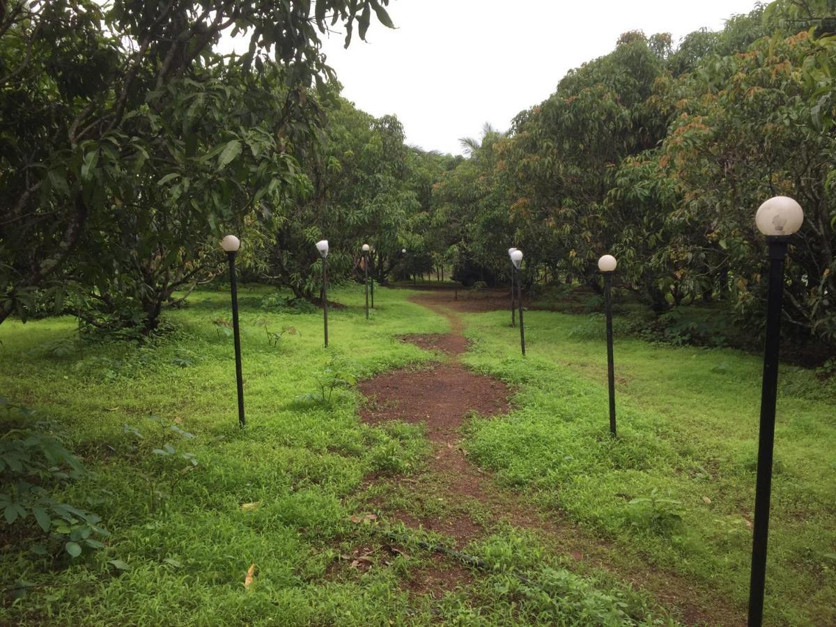 Misty Woods Eco Cottages Harihareshwar Exteriör bild